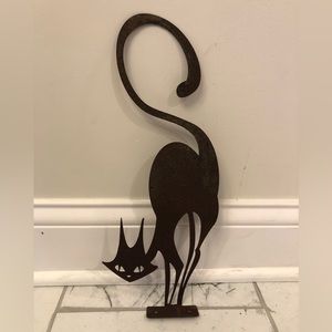 Metal Arching Cat Outdoor Ornament